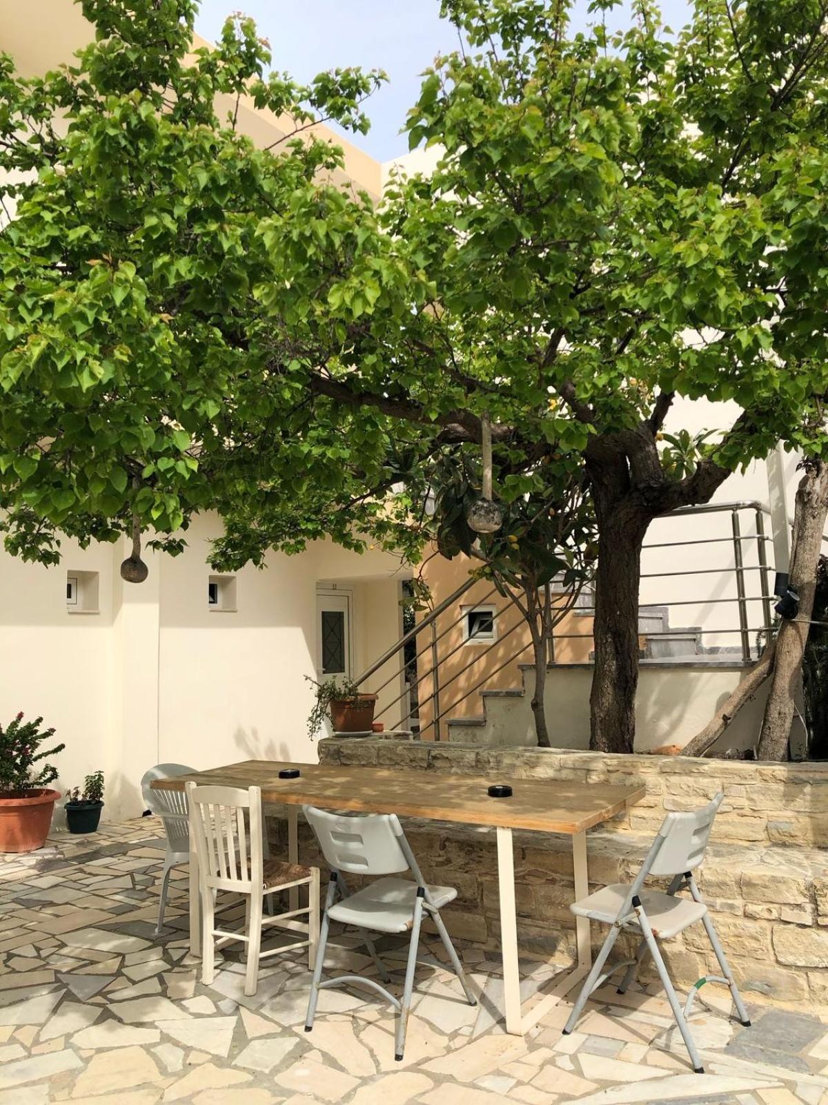 Antonios Hotel Apartments Matala Exteriör bild